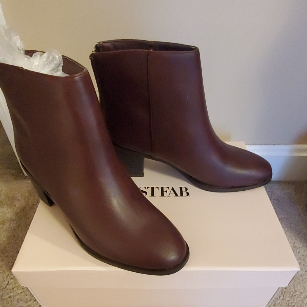 Brown ankle boots